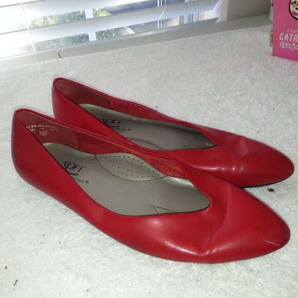 Vintage Highlights Payless Soft Red Ballet Flats Worn 1990s - Picture 3 of 11